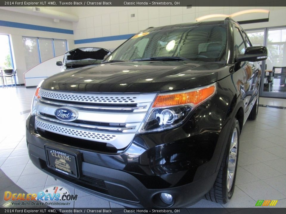 2014 Ford Explorer XLT 4WD Tuxedo Black / Charcoal Black Photo #1
