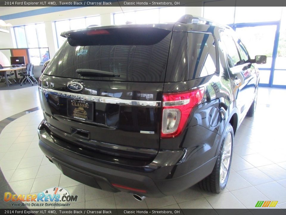 2014 Ford Explorer XLT 4WD Tuxedo Black / Charcoal Black Photo #4
