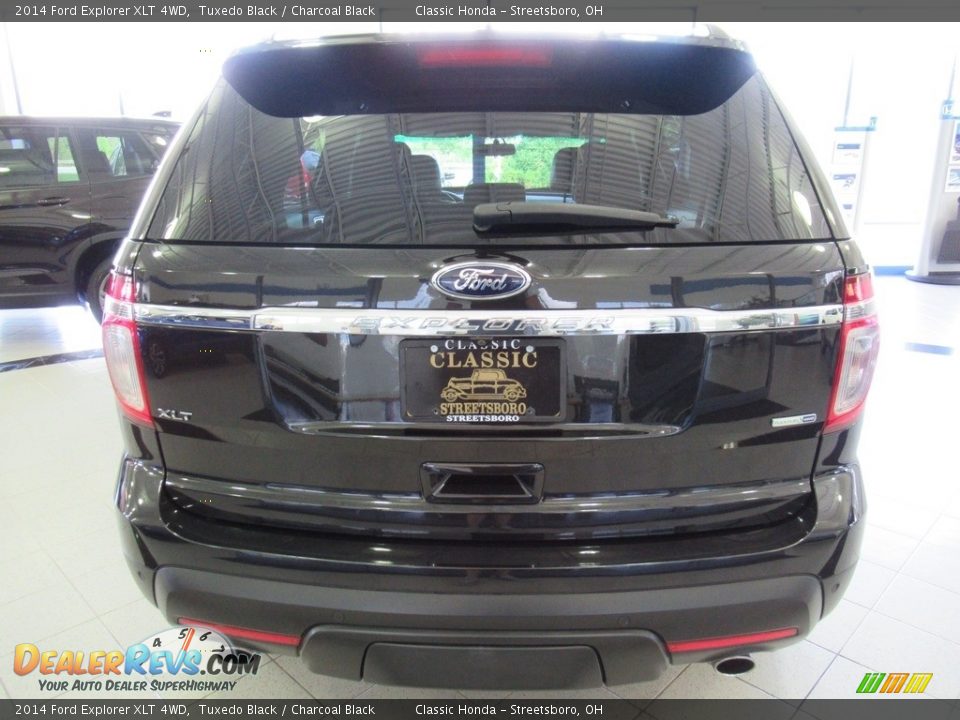 2014 Ford Explorer XLT 4WD Tuxedo Black / Charcoal Black Photo #14