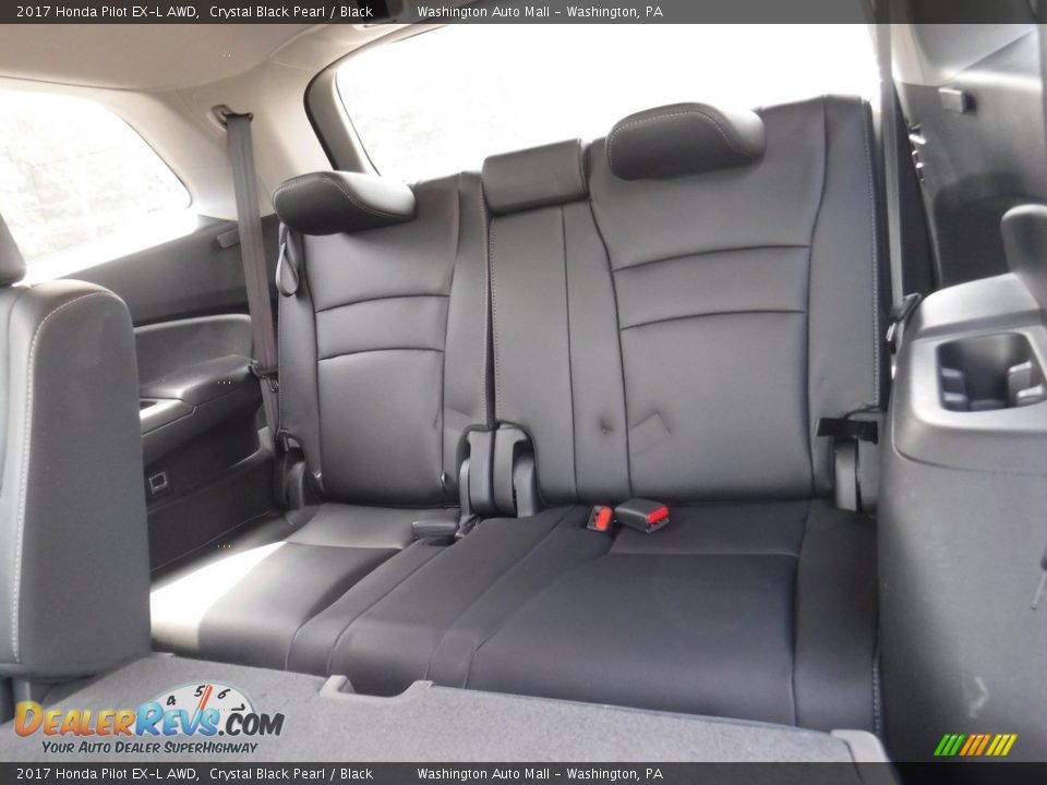 2017 Honda Pilot EX-L AWD Crystal Black Pearl / Black Photo #23