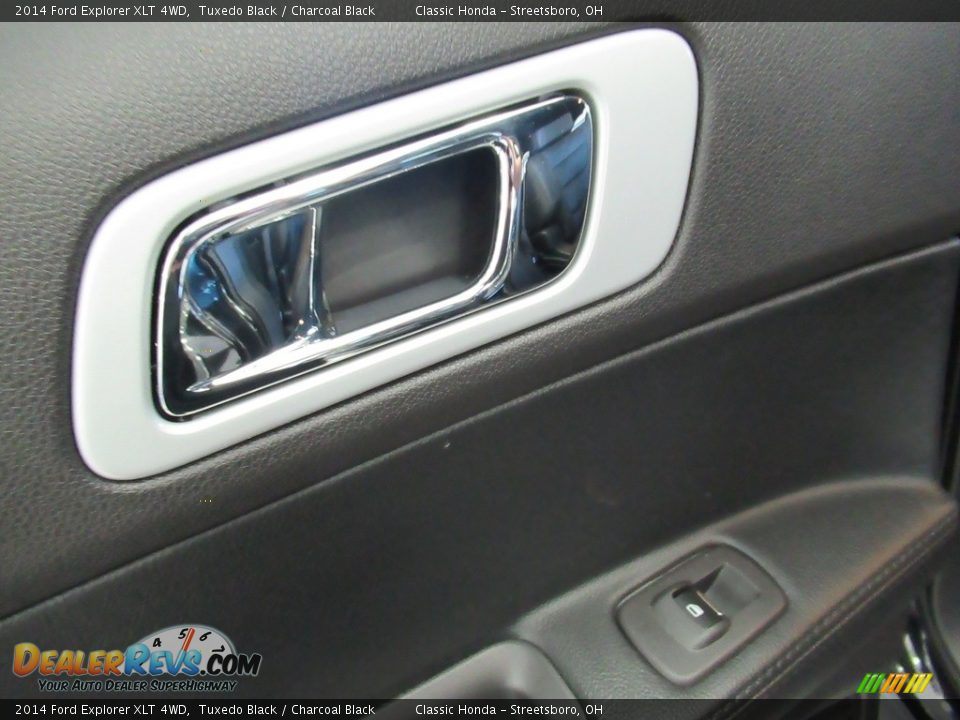 2014 Ford Explorer XLT 4WD Tuxedo Black / Charcoal Black Photo #20