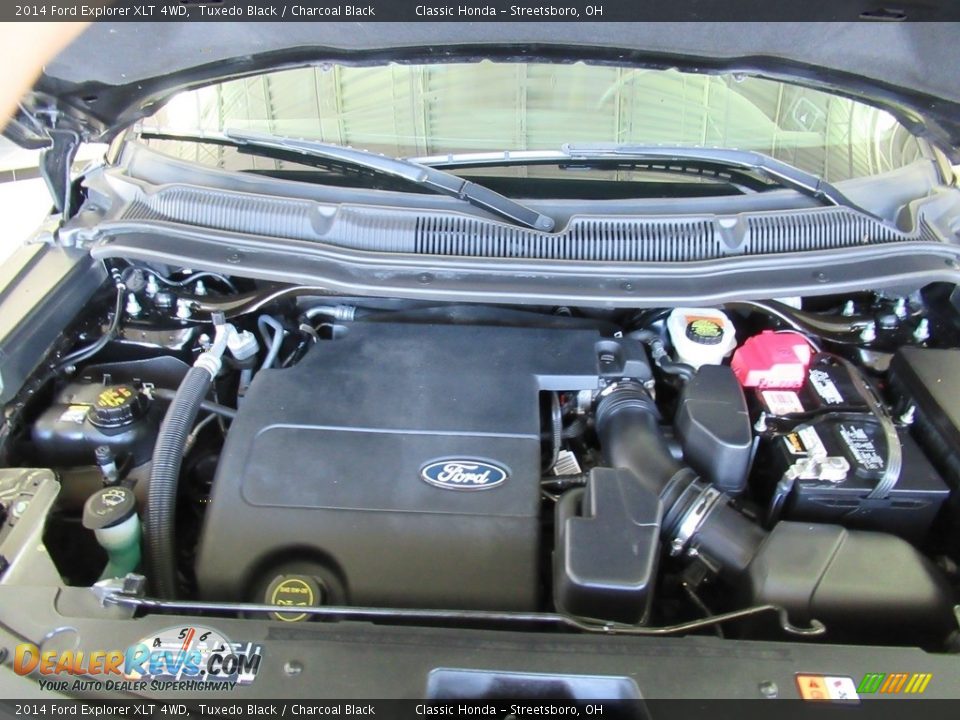 2014 Ford Explorer XLT 4WD Tuxedo Black / Charcoal Black Photo #35