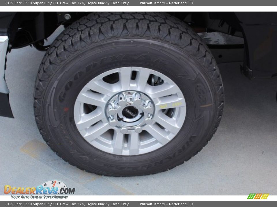 2019 Ford F250 Super Duty XLT Crew Cab 4x4 Agate Black / Earth Gray Photo #5