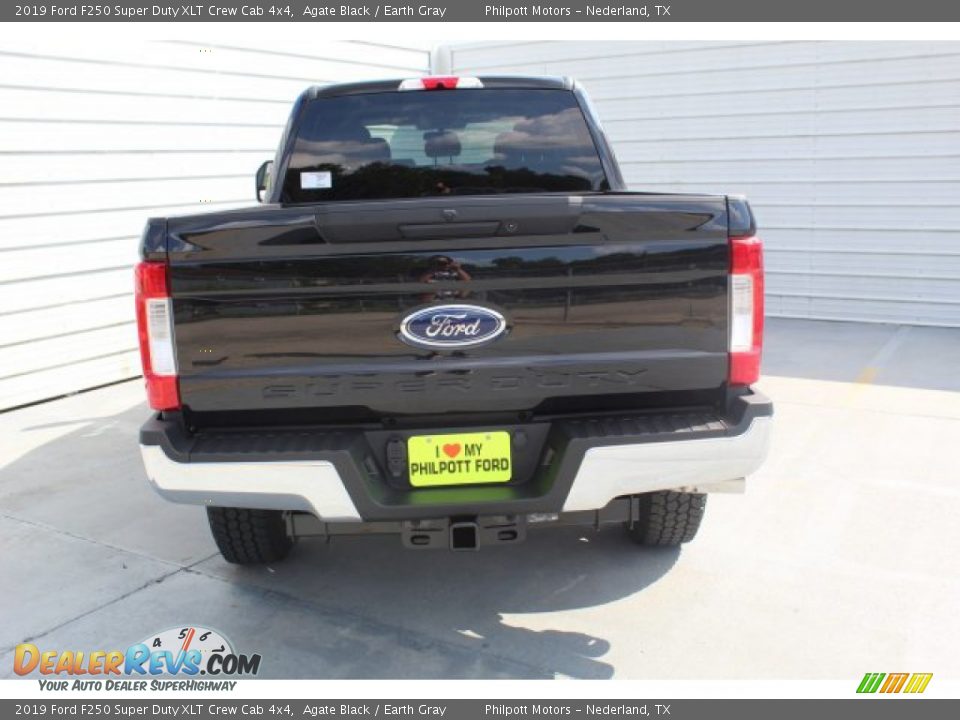 2019 Ford F250 Super Duty XLT Crew Cab 4x4 Agate Black / Earth Gray Photo #7
