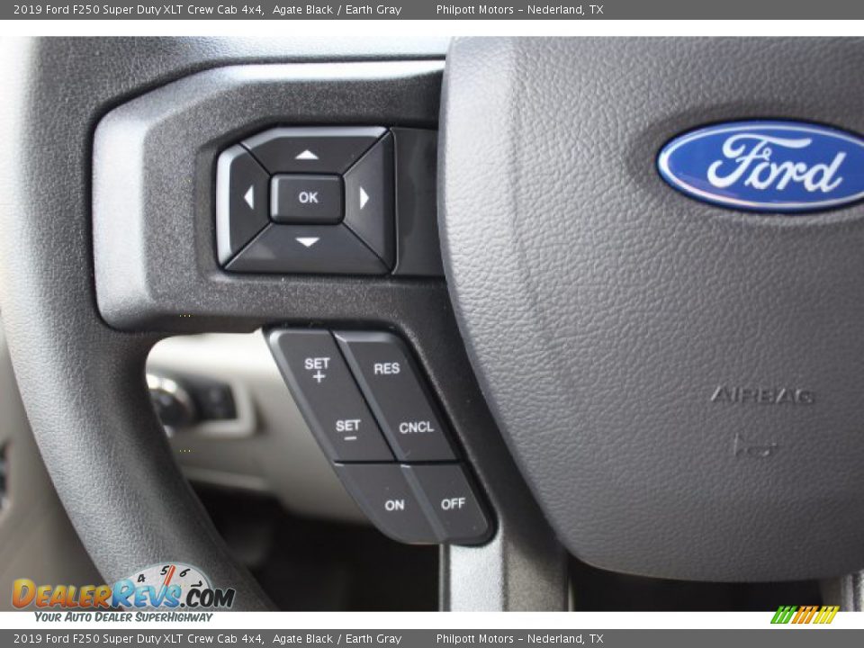 2019 Ford F250 Super Duty XLT Crew Cab 4x4 Agate Black / Earth Gray Photo #11