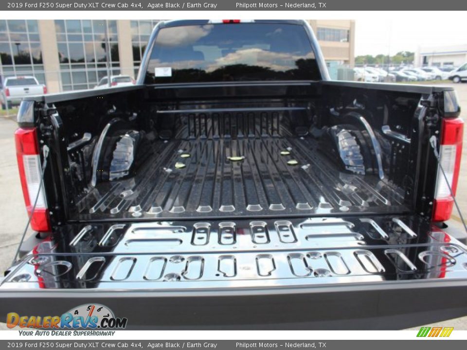 2019 Ford F250 Super Duty XLT Crew Cab 4x4 Agate Black / Earth Gray Photo #22