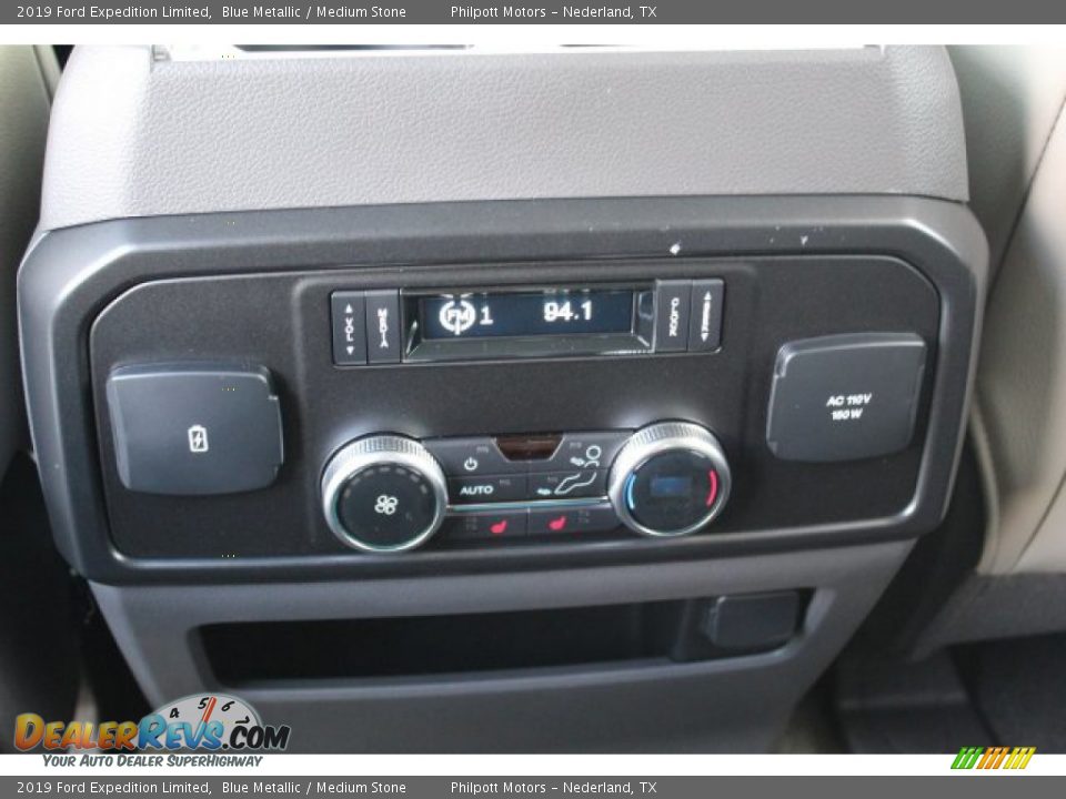 2019 Ford Expedition Limited Blue Metallic / Medium Stone Photo #25