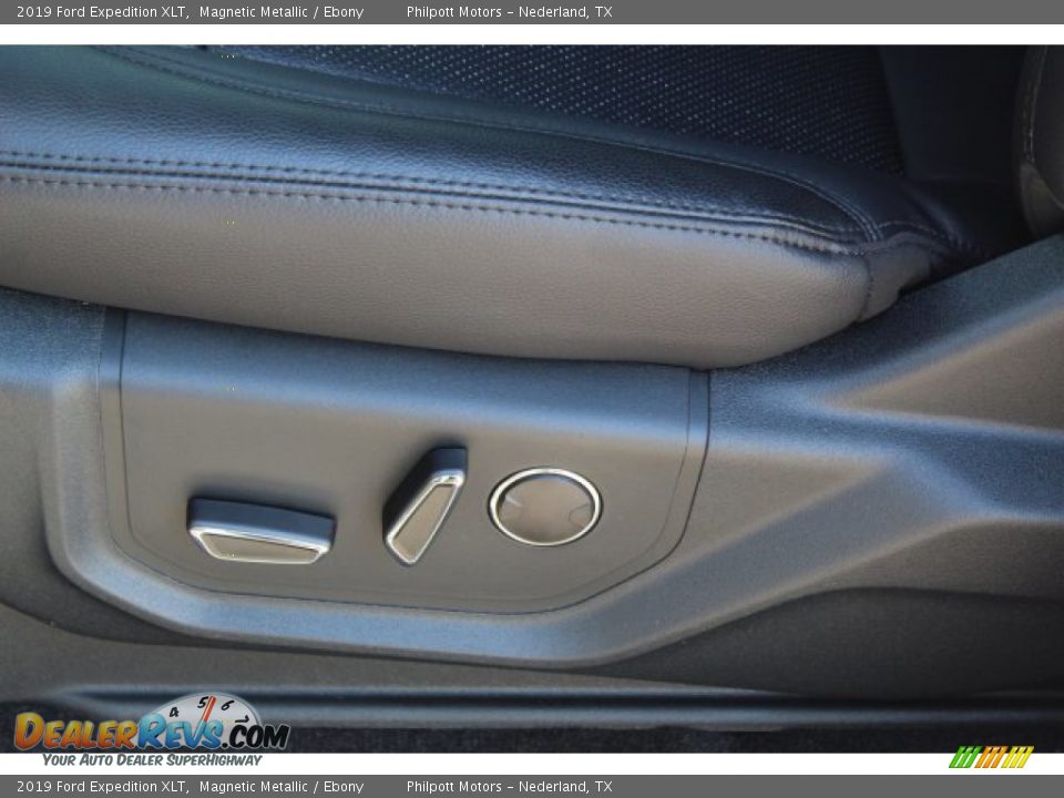 2019 Ford Expedition XLT Magnetic Metallic / Ebony Photo #12