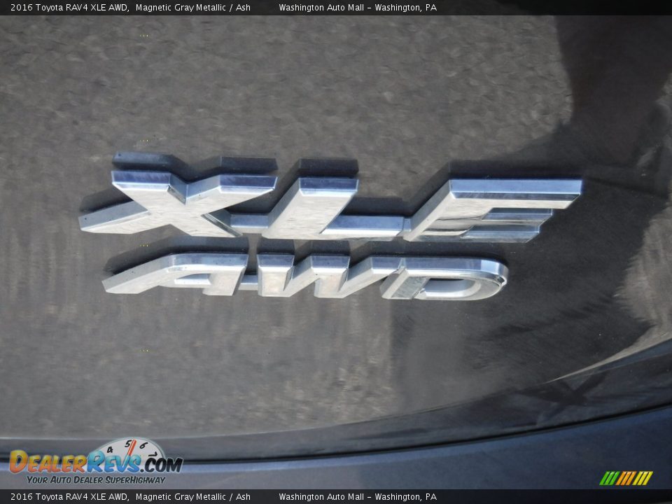 2016 Toyota RAV4 XLE AWD Magnetic Gray Metallic / Ash Photo #9