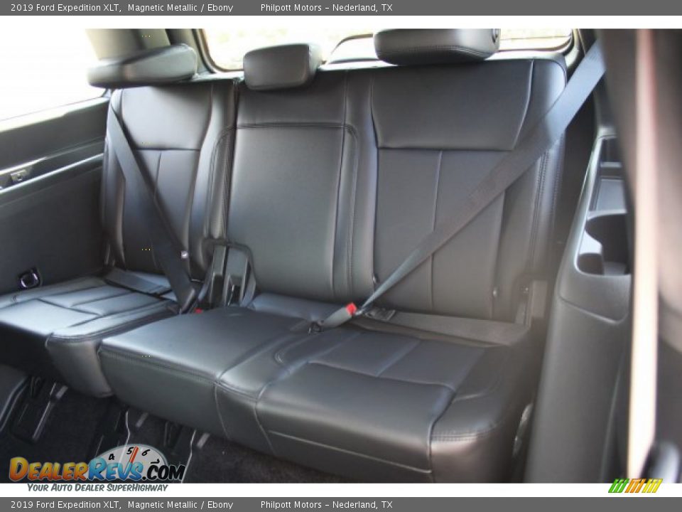2019 Ford Expedition XLT Magnetic Metallic / Ebony Photo #24
