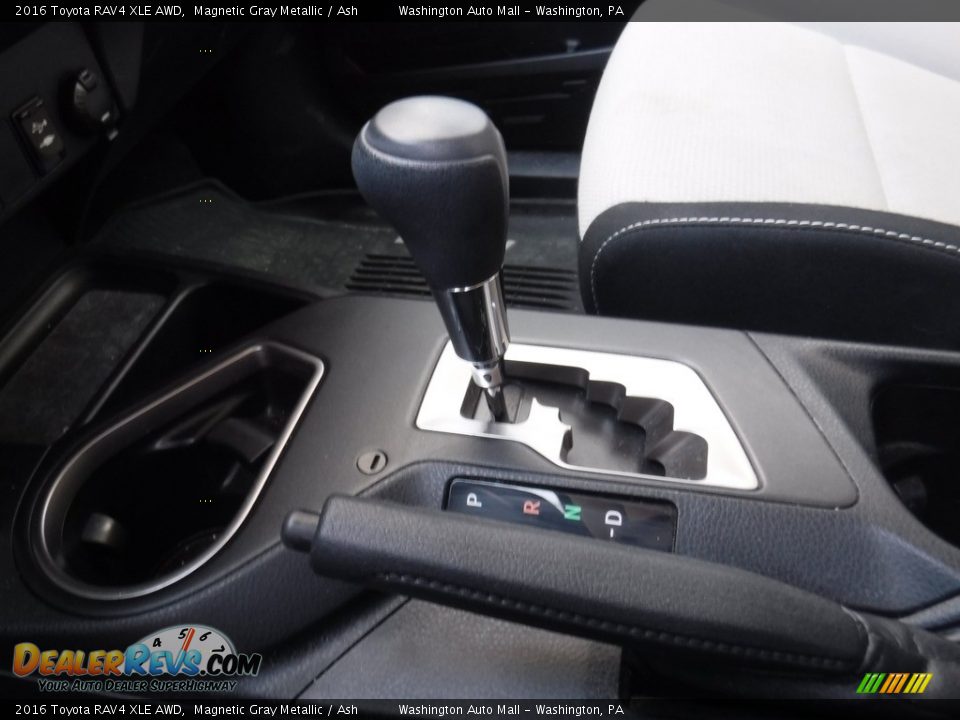 2016 Toyota RAV4 XLE AWD Magnetic Gray Metallic / Ash Photo #14