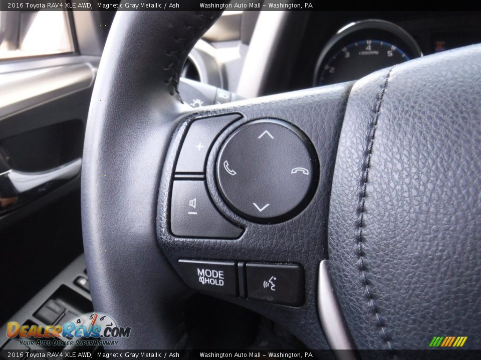 2016 Toyota RAV4 XLE AWD Magnetic Gray Metallic / Ash Photo #18