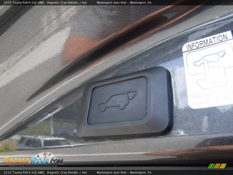 2016 Toyota RAV4 XLE AWD Magnetic Gray Metallic / Ash Photo #24