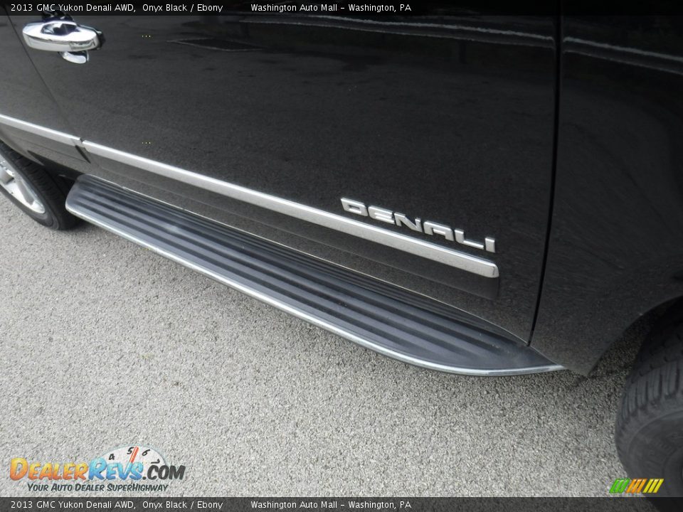 2013 GMC Yukon Denali AWD Onyx Black / Ebony Photo #3