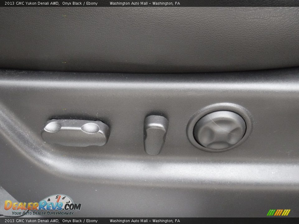2013 GMC Yukon Denali AWD Onyx Black / Ebony Photo #18