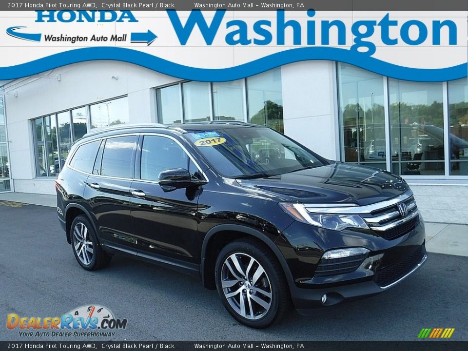 2017 Honda Pilot Touring AWD Crystal Black Pearl / Black Photo #1