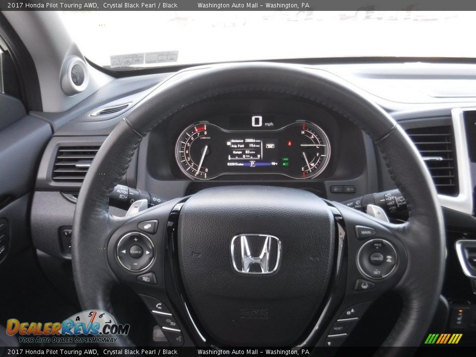 2017 Honda Pilot Touring AWD Crystal Black Pearl / Black Photo #21