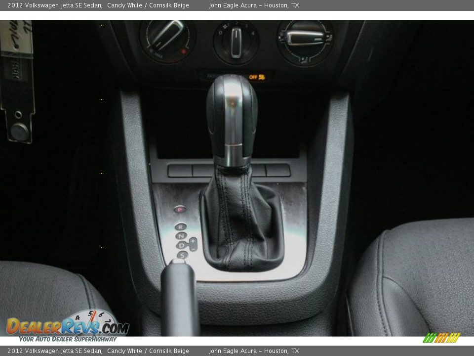 2012 Volkswagen Jetta SE Sedan Candy White / Cornsilk Beige Photo #31