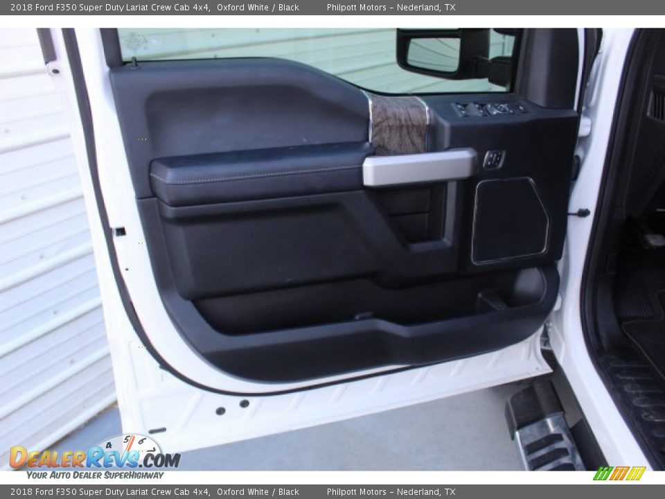 2018 Ford F350 Super Duty Lariat Crew Cab 4x4 Oxford White / Black Photo #10