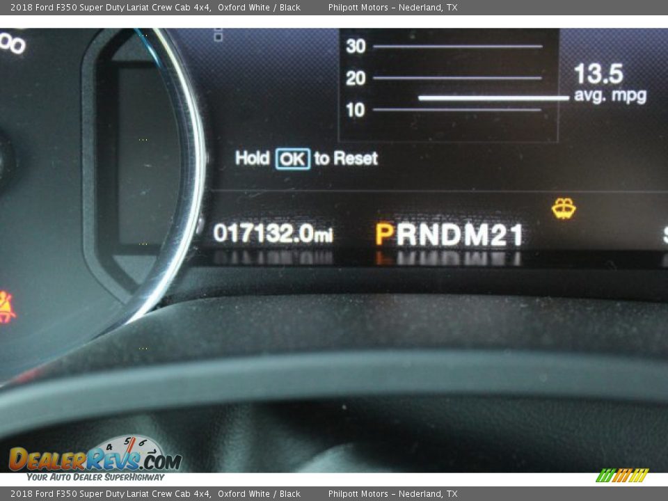 2018 Ford F350 Super Duty Lariat Crew Cab 4x4 Oxford White / Black Photo #16