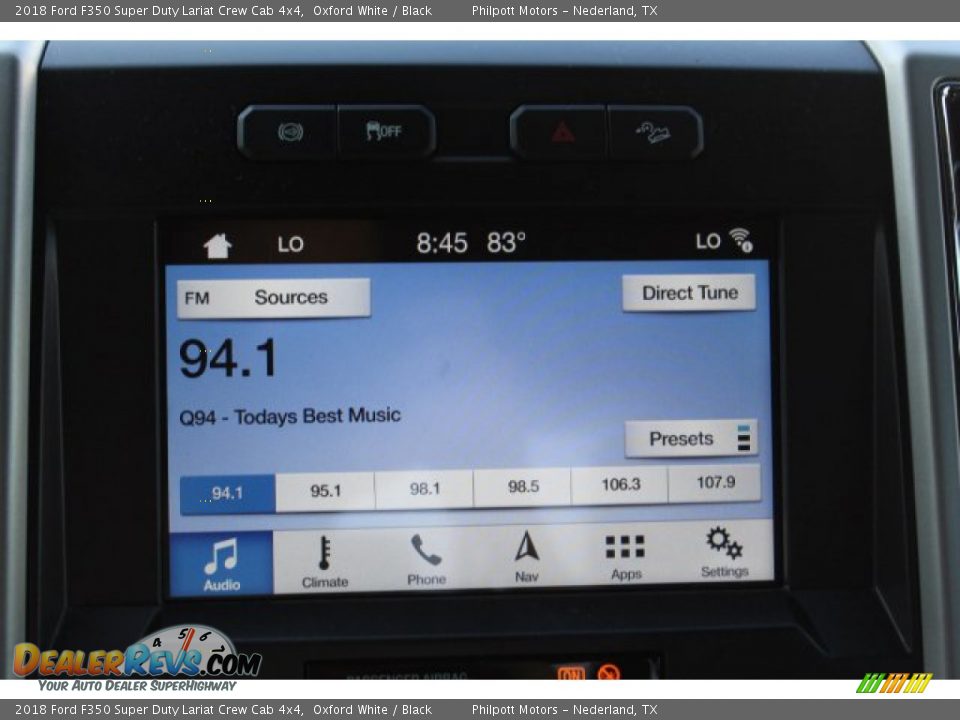 2018 Ford F350 Super Duty Lariat Crew Cab 4x4 Oxford White / Black Photo #17