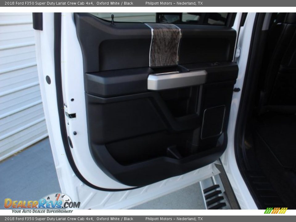 2018 Ford F350 Super Duty Lariat Crew Cab 4x4 Oxford White / Black Photo #20
