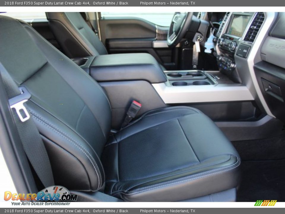 2018 Ford F350 Super Duty Lariat Crew Cab 4x4 Oxford White / Black Photo #28