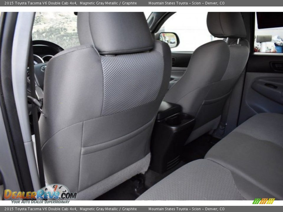 2015 Toyota Tacoma V6 Double Cab 4x4 Magnetic Gray Metallic / Graphite Photo #19