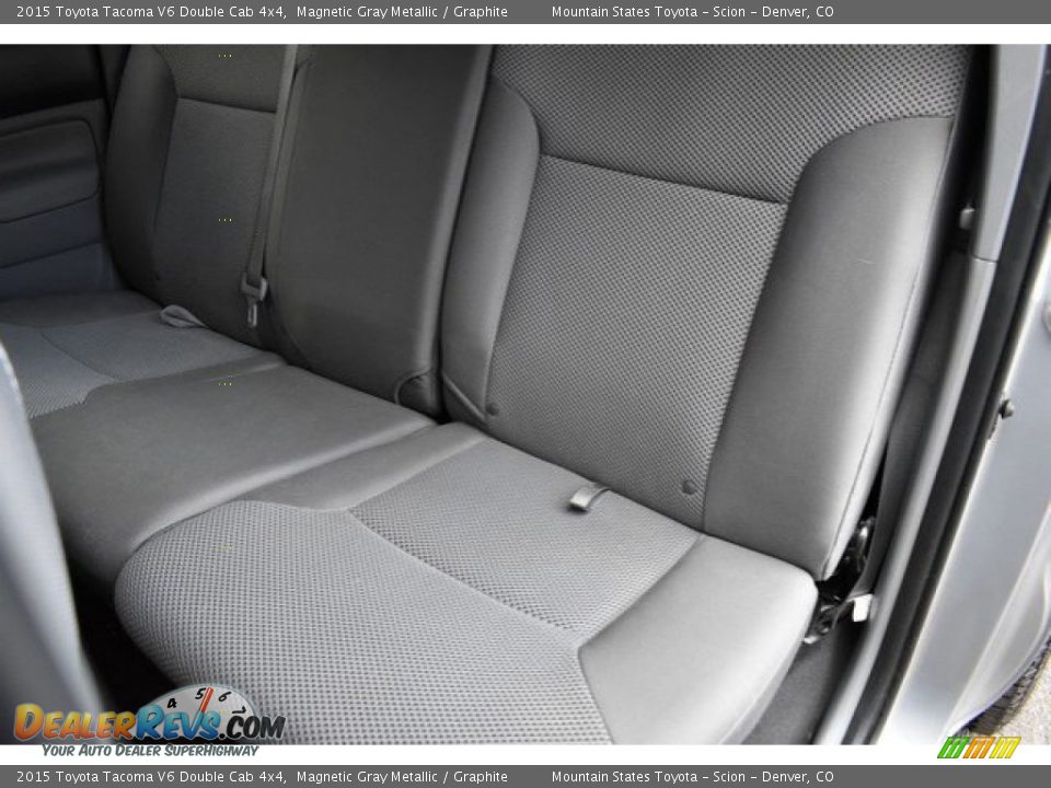 2015 Toyota Tacoma V6 Double Cab 4x4 Magnetic Gray Metallic / Graphite Photo #21