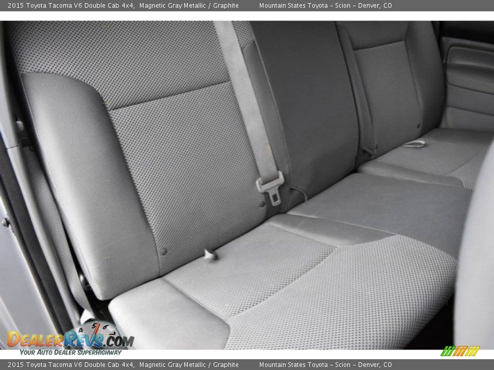 2015 Toyota Tacoma V6 Double Cab 4x4 Magnetic Gray Metallic / Graphite Photo #22