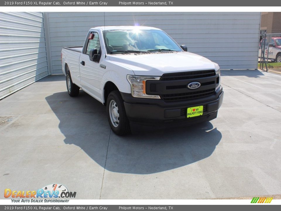 2019 Ford F150 XL Regular Cab Oxford White / Earth Gray Photo #2