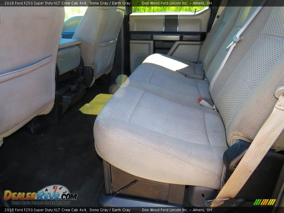 2018 Ford F250 Super Duty XLT Crew Cab 4x4 Stone Gray / Earth Gray Photo #23