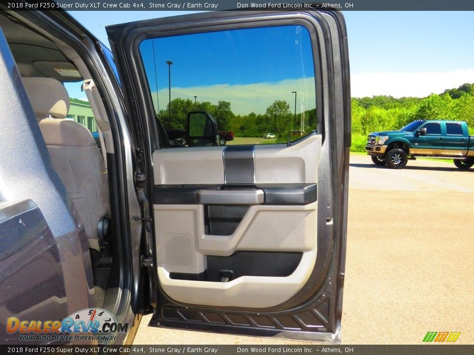 2018 Ford F250 Super Duty XLT Crew Cab 4x4 Stone Gray / Earth Gray Photo #24