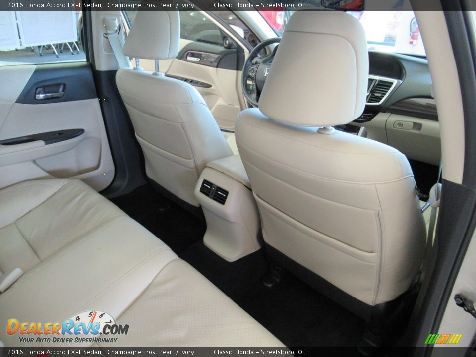 2016 Honda Accord EX-L Sedan Champagne Frost Pearl / Ivory Photo #19