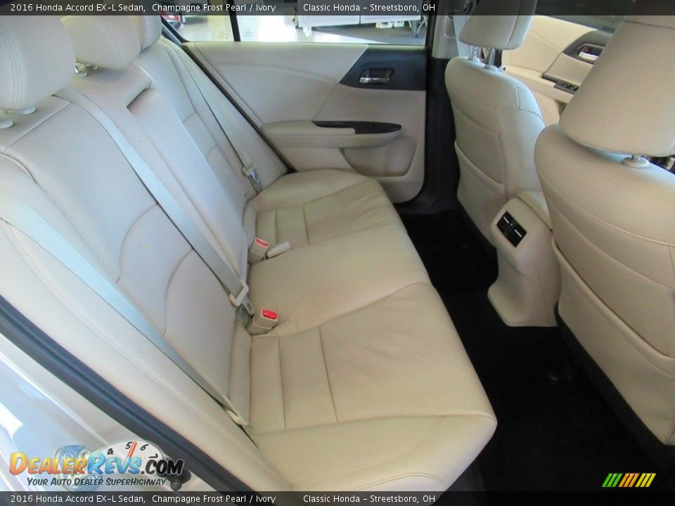 2016 Honda Accord EX-L Sedan Champagne Frost Pearl / Ivory Photo #20