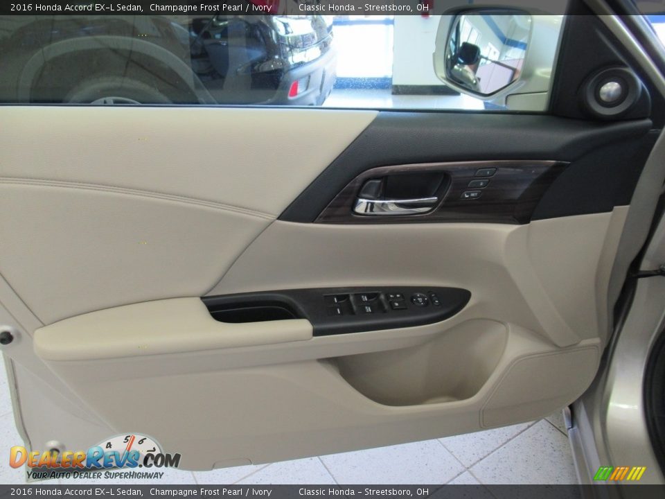 2016 Honda Accord EX-L Sedan Champagne Frost Pearl / Ivory Photo #26