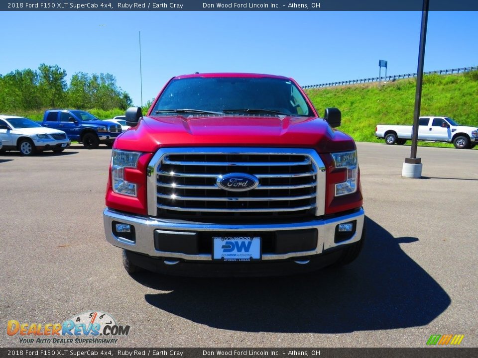2018 Ford F150 XLT SuperCab 4x4 Ruby Red / Earth Gray Photo #4