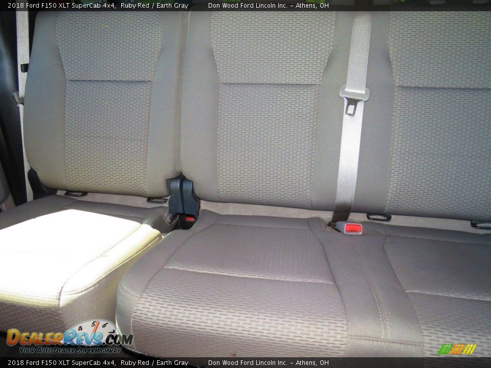 2018 Ford F150 XLT SuperCab 4x4 Ruby Red / Earth Gray Photo #20