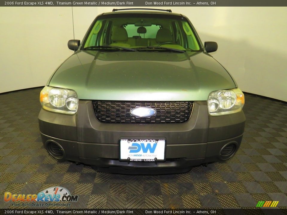 2006 Ford Escape XLS 4WD Titanium Green Metallic / Medium/Dark Flint Photo #4
