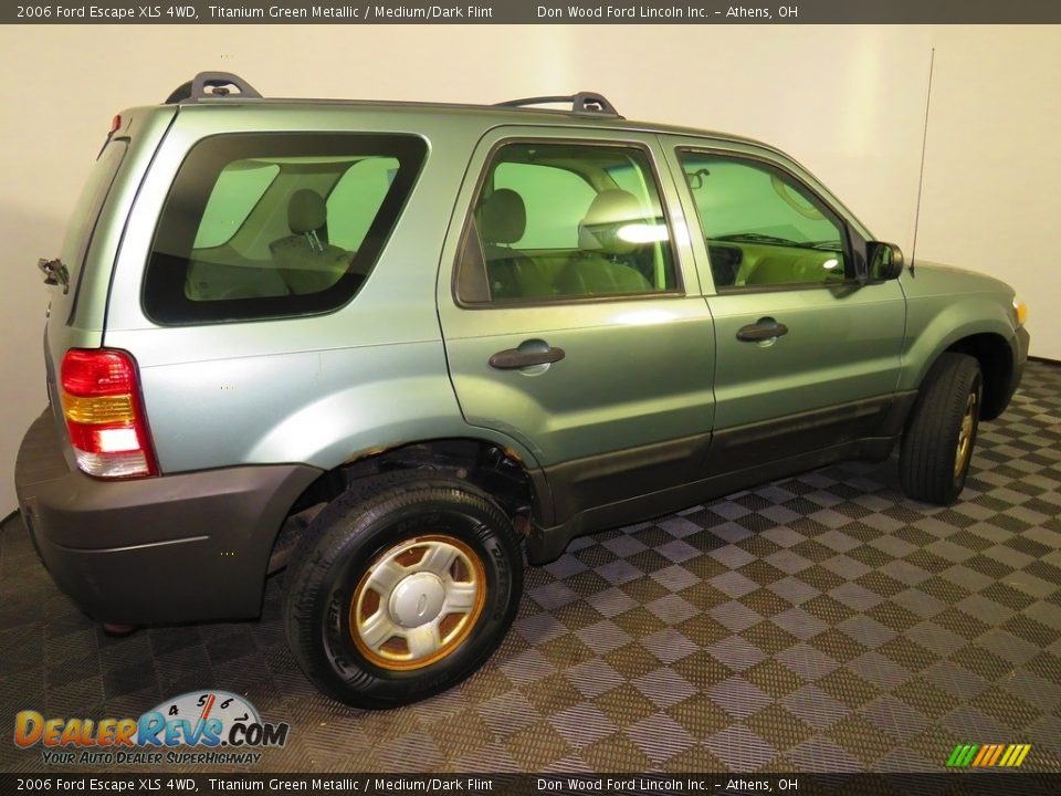 2006 Ford Escape XLS 4WD Titanium Green Metallic / Medium/Dark Flint Photo #14