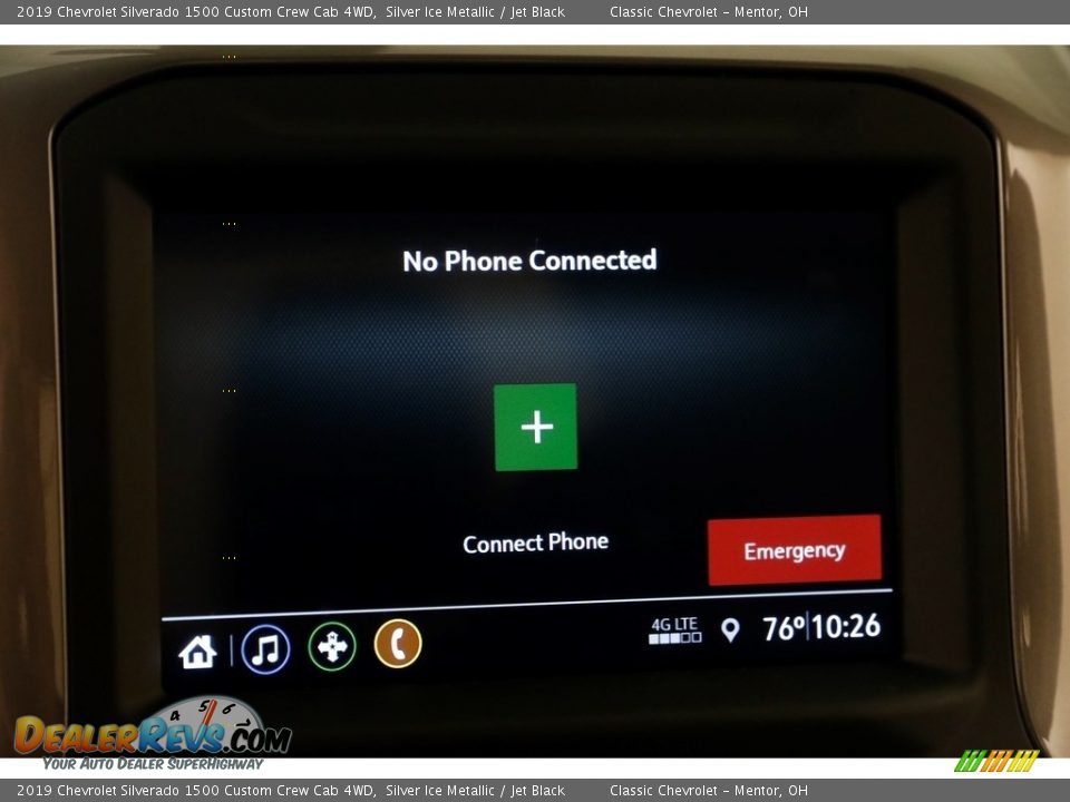 2019 Chevrolet Silverado 1500 Custom Crew Cab 4WD Silver Ice Metallic / Jet Black Photo #12