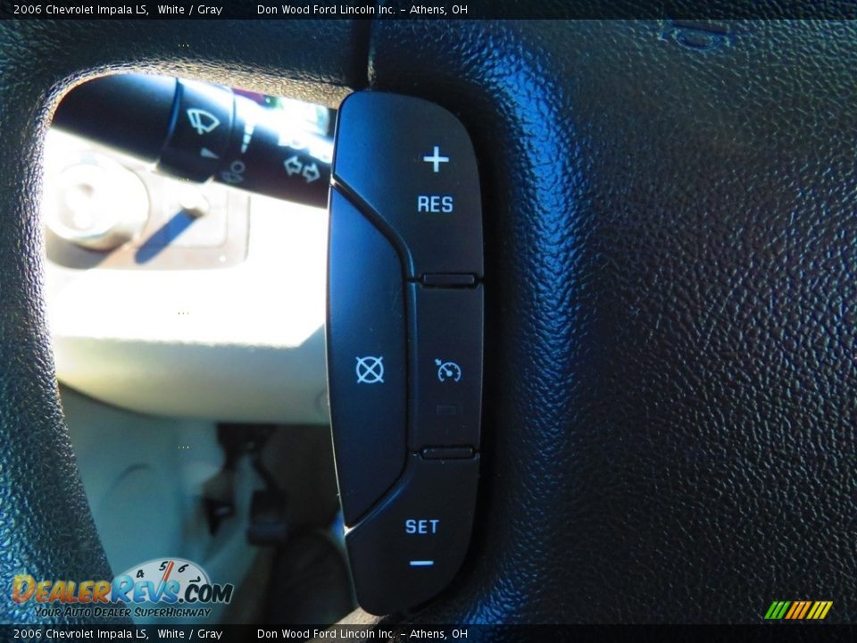 2006 Chevrolet Impala LS White / Gray Photo #31