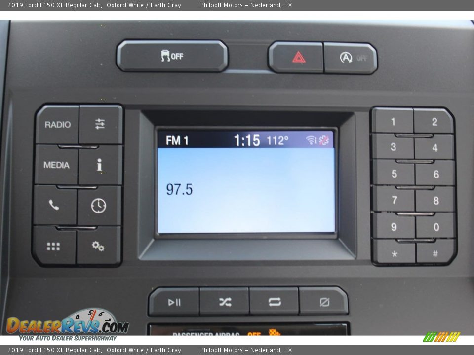 2019 Ford F150 XL Regular Cab Oxford White / Earth Gray Photo #17