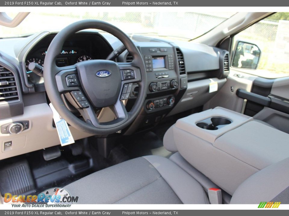 2019 Ford F150 XL Regular Cab Oxford White / Earth Gray Photo #20