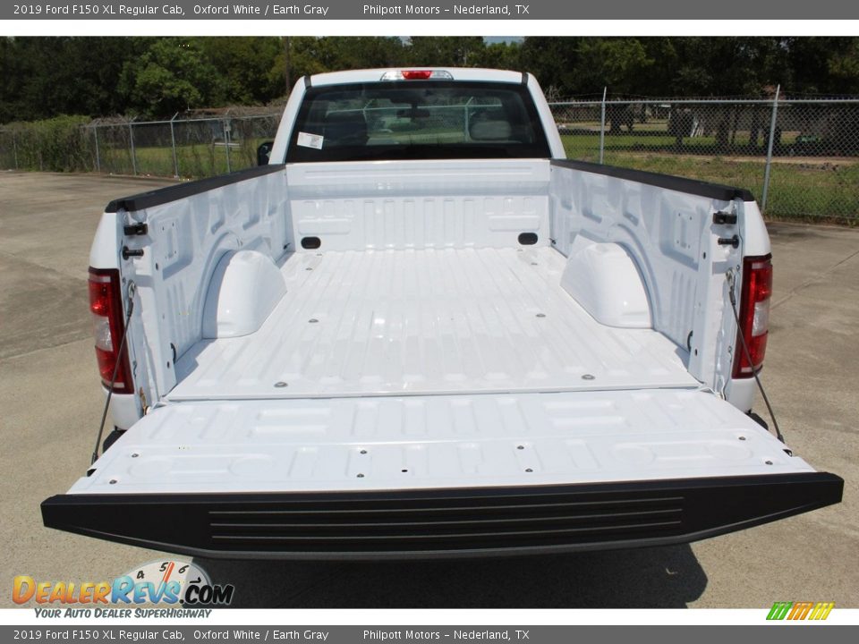 2019 Ford F150 XL Regular Cab Oxford White / Earth Gray Photo #22