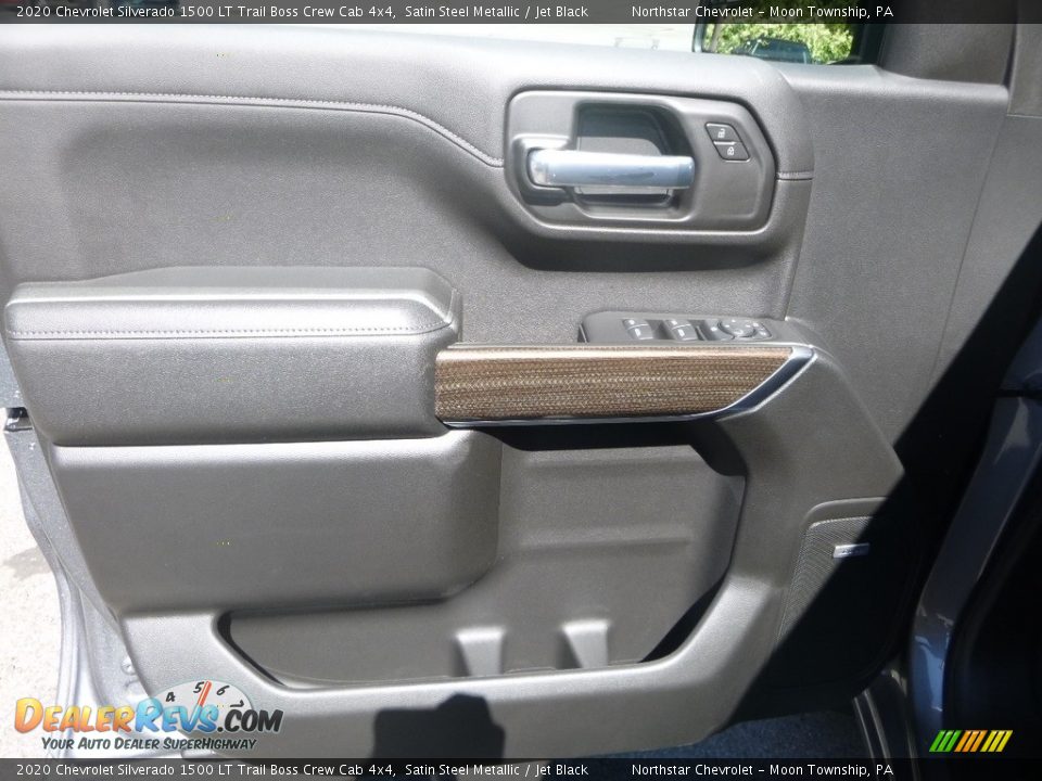 Door Panel of 2020 Chevrolet Silverado 1500 LT Trail Boss Crew Cab 4x4 Photo #14
