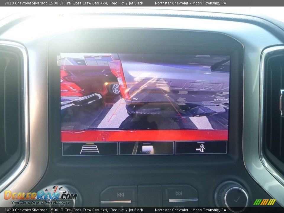 Controls of 2020 Chevrolet Silverado 1500 LT Trail Boss Crew Cab 4x4 Photo #16