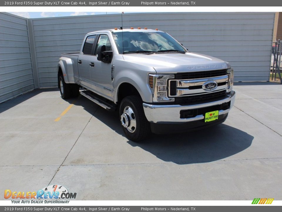 2019 Ford F350 Super Duty XLT Crew Cab 4x4 Ingot Silver / Earth Gray Photo #2