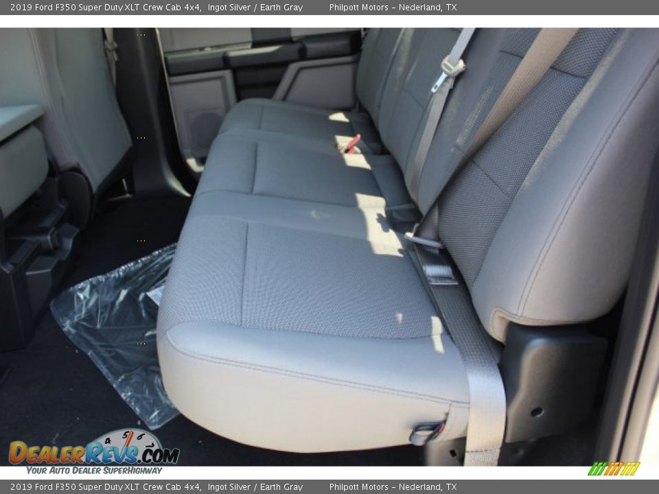 2019 Ford F350 Super Duty XLT Crew Cab 4x4 Ingot Silver / Earth Gray Photo #19