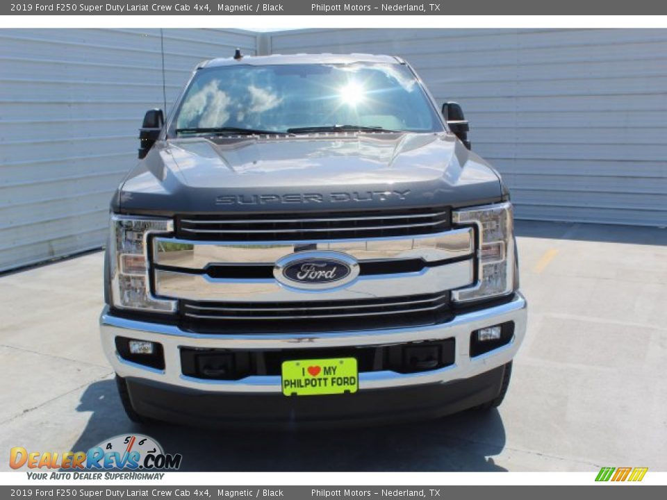 2019 Ford F250 Super Duty Lariat Crew Cab 4x4 Magnetic / Black Photo #3
